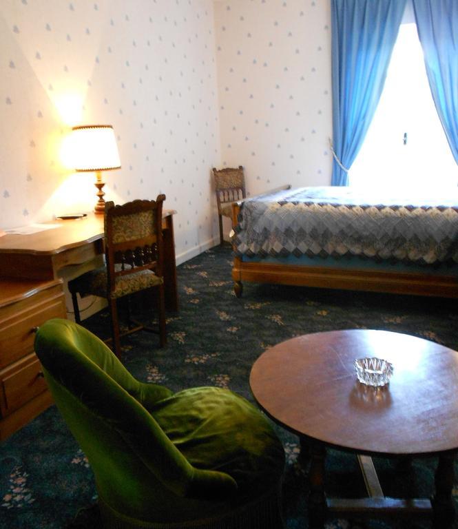Hotel Restaurant Du Moulin De Barette Blavozy Стая снимка